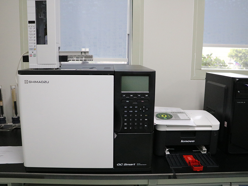 ����ɫ���� 